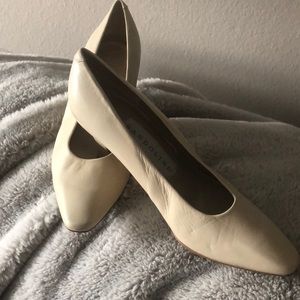 Bandolino Bone leather pumps 7.5M